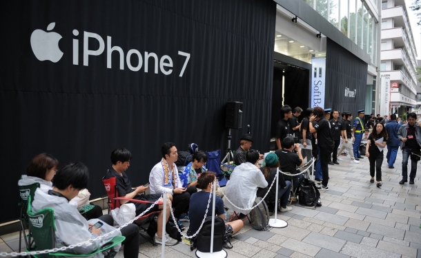 Dünden Bugüne iPhone modelleri
