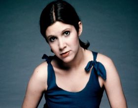 Star Wars un Prenses Leia sı Carrie Fisher dan 7